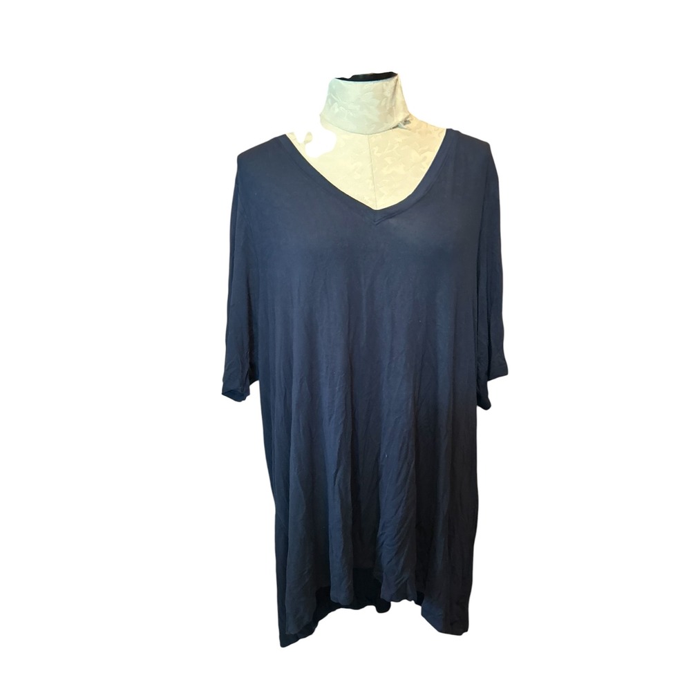 Torrid Super Soft Navy Blue V-Neck Tunic Top Knit Short Sleeve Plus Size 3 3X